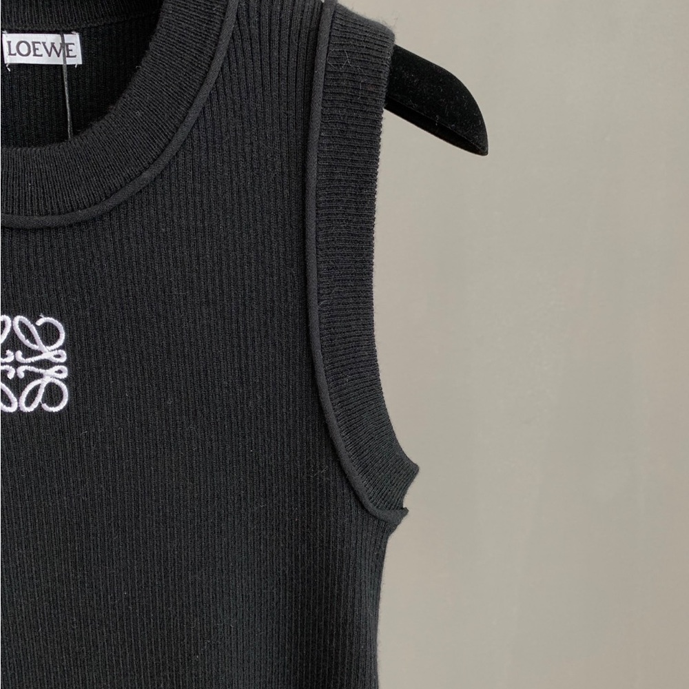 Loewe Black Sleeveless Knit Top with White Emblem - Picture 7 of 8